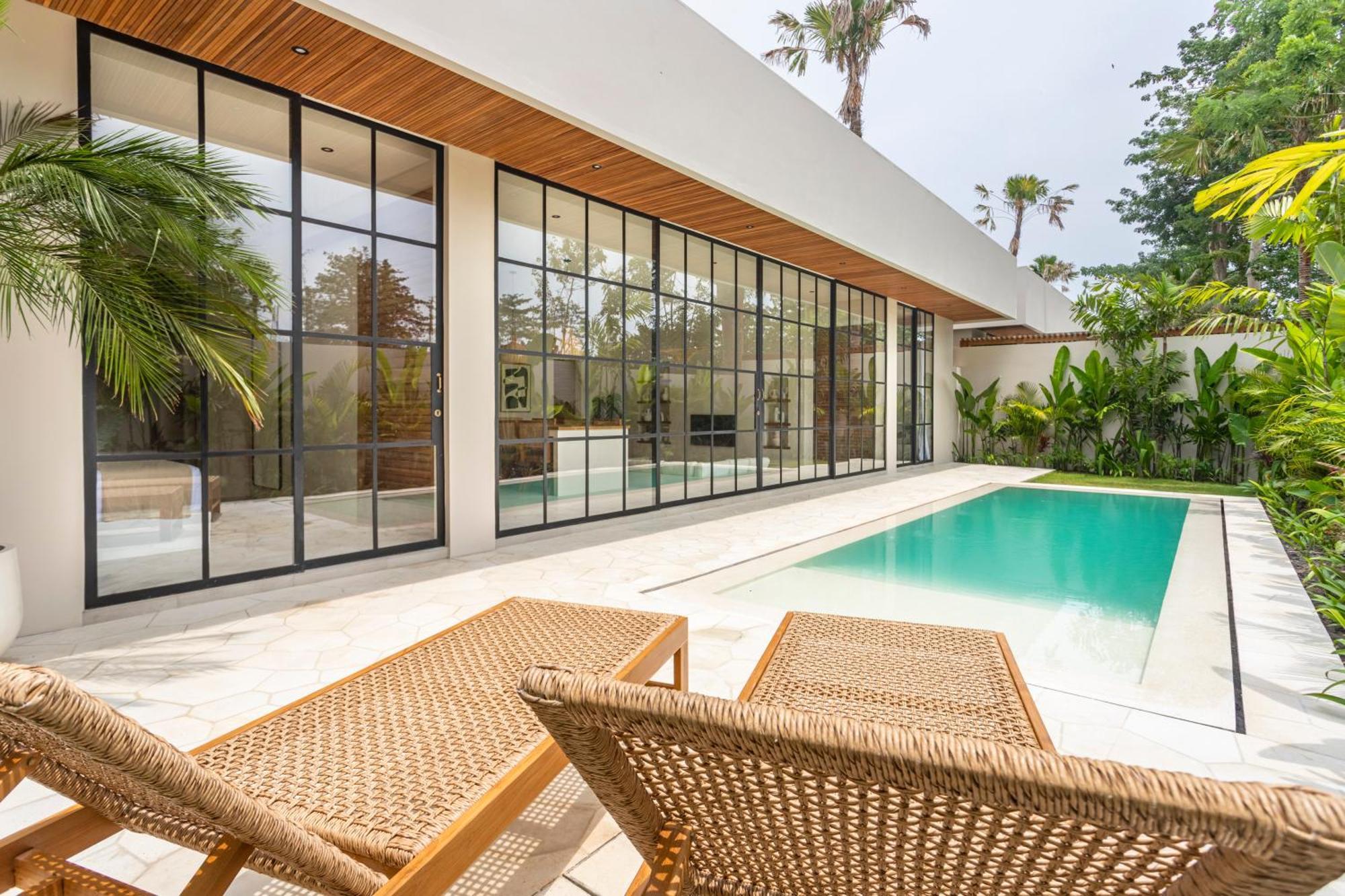 The Dreamland By The Young Villas Uluwatu  Exterior photo